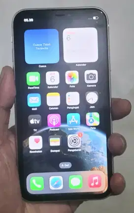 Iphone 11 64gb ibox hp charger