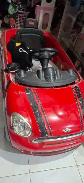 Carseat dan mobil mainan
