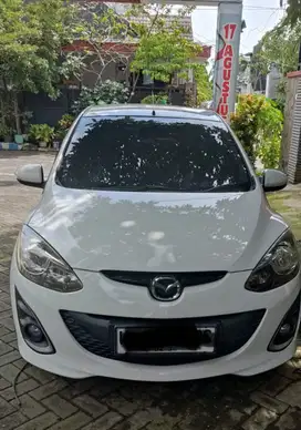 Mazda 2 2014 Bensin