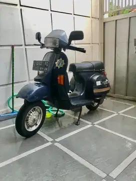 Barang istimewah vespa excel 1990 cat ori pabrik