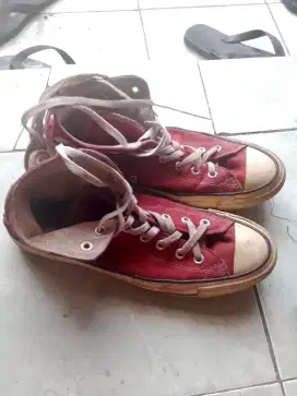 sepatu converse