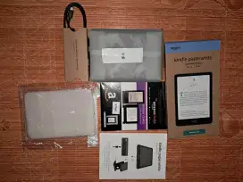 Amazon kindle gen 12 , 32gb , free softcase , free tg