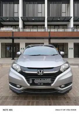 Honda HRV HR-V silver Automatic tahun 2016