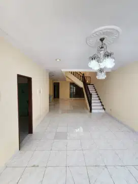 Dijual Rumah Camar Permai PIK 2 Lantai