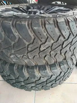 Djual Velg Bonus Ban R.20 Bekas Pajero Dakar