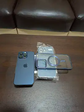 Dijual Iphone 15 Pro Max 256Gb blue