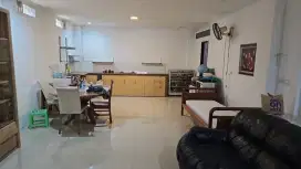 Rumah Kost Di lingkungan Bagus