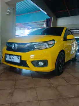 Bismillah numpang jual Honda Brio E. Cvt. 2020.no.z kuning.