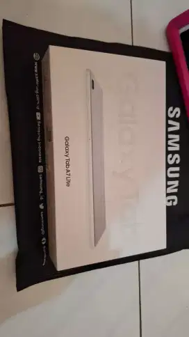 Samsung Galaxy Tab A7 Lite White Mulus Fullset Box LIKE NEW Condition