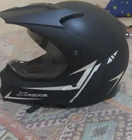 Helm xabre original dealer