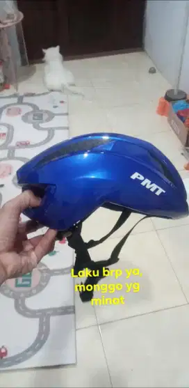 Helm sepeda roadbike atau MTB