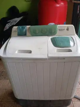 Mesin Cuci 2 Tabung Merk Denpoo