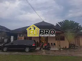 RUMAH HALAMAN LUAS SELANGKAH KE TOLL CIJAGO