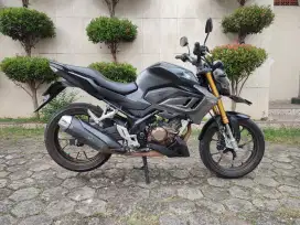 JUAL HONDA CB 150R TAHUN 2021