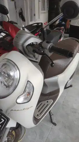 Scoopy 2021 barang terawat, selalu pakai pertamax, warna putih