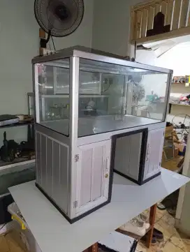 Jual Etalase untuk keliling di motor, Lok Pamulang Timur. Tangsel