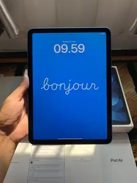 iPad Air 5 M1 64GB Wifi Only Fullset