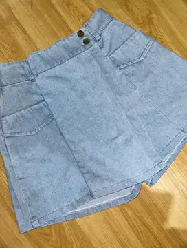 Rok Celana Pendek Wanita Bahan Jeans Warna Soft Blue Merk Aerial