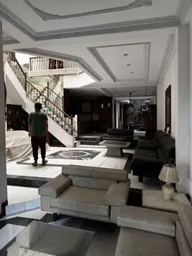 RUMAH KLAMPIS AJI