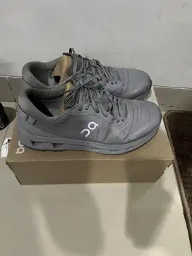 Sepatu Cloudzone On Alloy
