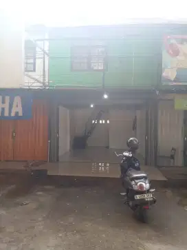Di Kontrakan RUKO 2 Lantai