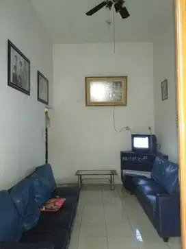 Rumah Rungkut Menanggal Surabaya
