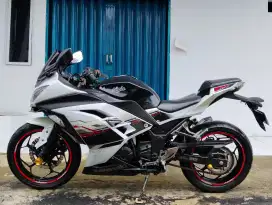 Ninja 250 FI type ABS Special edition