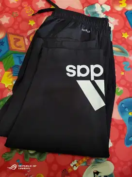 Dijual celana Adidas