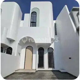 Rumah Citra Garden Little Santorini Bagus Siap Huni