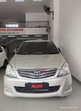 TOYOTA KIJANG INNOVA 2.5 G 2011