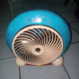 Kipas Angin Duduk