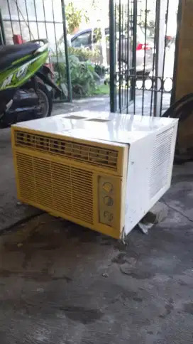 Menerima jual beli ac bekas borong atau satuan