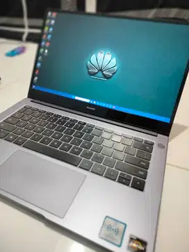 **Laptop Huawei MateBook D15 Ryzen 7 | 8GB RAM | Radeon Vega | Mulus!`