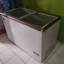 Jual freezer RSA XS 320 second