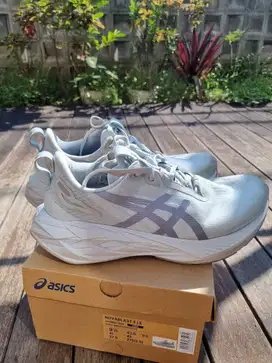 Dijual Cepat Asics Novablast 4 LE