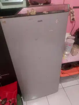 Kulkas panasonic 1 pintu