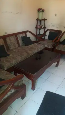 Kursi ruang tamu jati