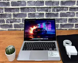 Macbook pro 13” M1 2020