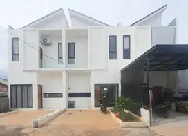 Promo weekend rumah 2 lantai harga murah