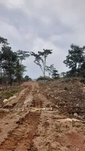 PERTAMA DAN SATU-SATUNYA Kavling Villa Bernuansa Eropa di Puncak2Bogor
