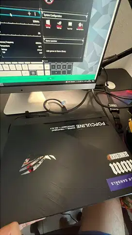 laptop rog lcd pecah