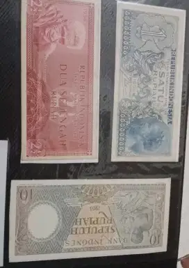 Uang kertas lama