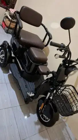 Jual sepedah Listrik roda 3 viar