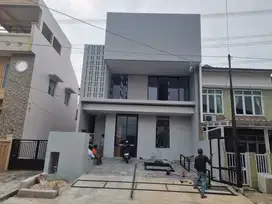 JUAL RUMAH BARU MODERN MINIMALIS SEKTOR 7 C GADING SERPONG