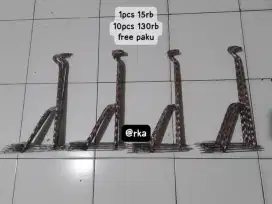 gantungan kandang