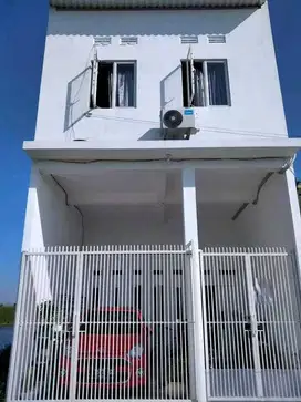 Rumah Baru 2 Lantai Murah siap Huni di Wonorejo, Rungkut, SBY Timur