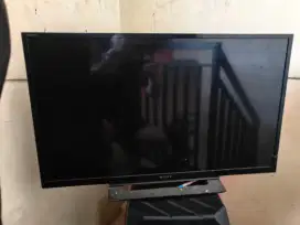 Tv led sony 32inch digital(restart di logo sony)
