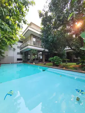 DIJUAL RUMAH MEWAH LUAS TANAH 1.000 AN DI KOMPLEK LEMIGAS, JAKSEL!