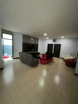 Disewakan Rumah cantik terawat Furnish di sayap Moh Toha Bandung