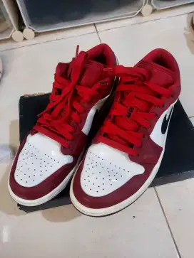 Nike Air Jordan 1 Low, Noble Red size 41